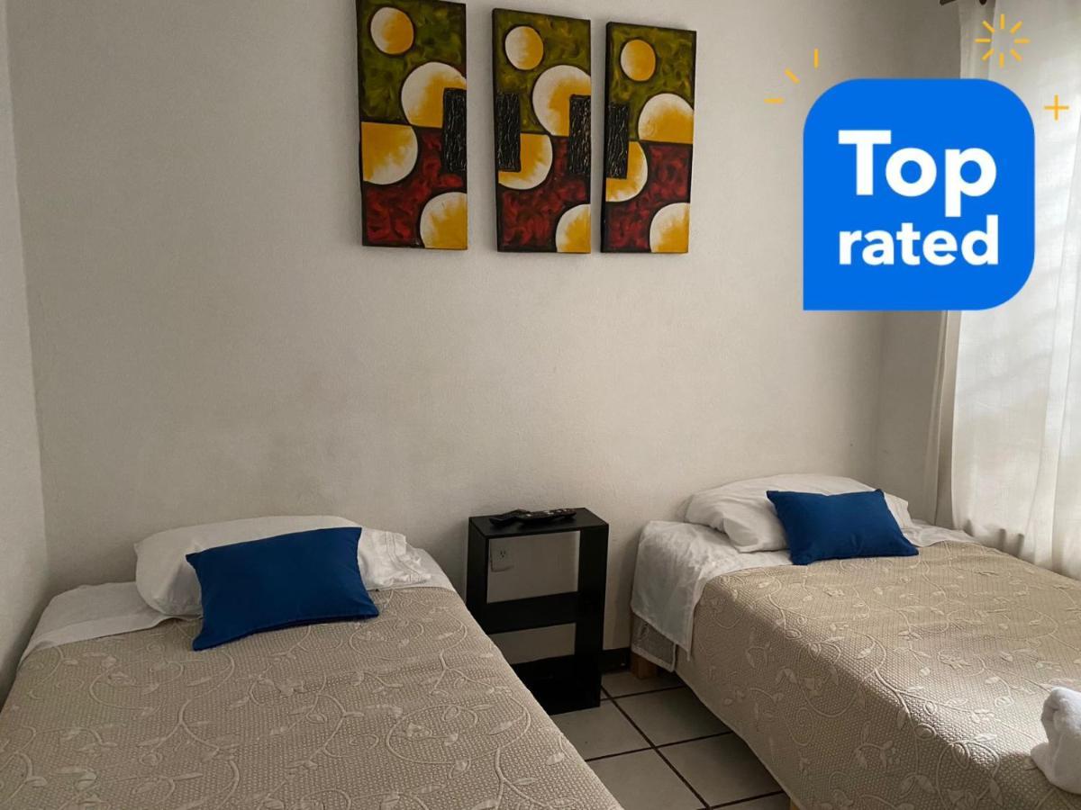 グアダラハラ Casa Ejecutivo Zona Iteso Bahia De Acapulcoヴィラ エクステリア 写真